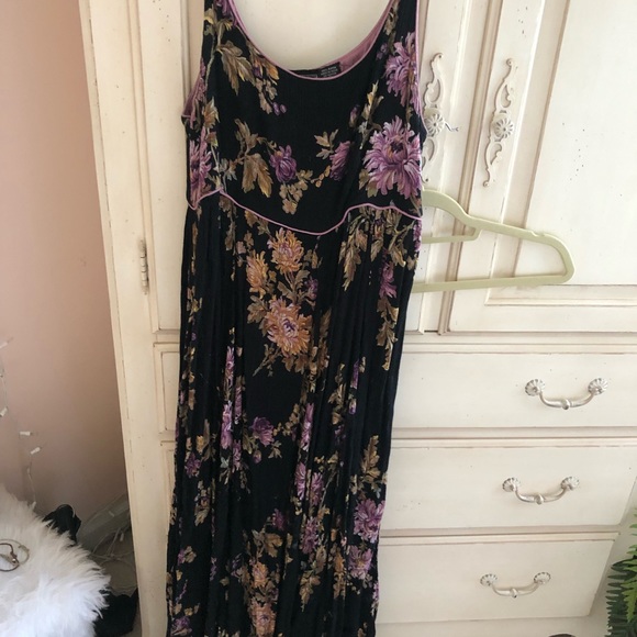 Floral dress bundle - Picture 2 of 2